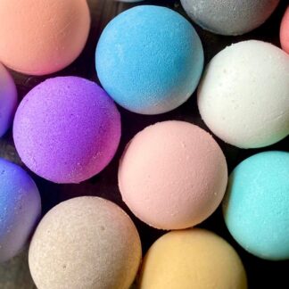 Poppy & Plum Bath Bomb